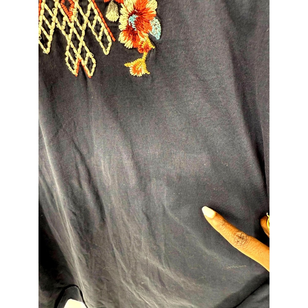 Johnny Was JW Tunic Dress Size 1X Embroidered Quiet Luxury Casual Vibrant - Picture 3 of 8